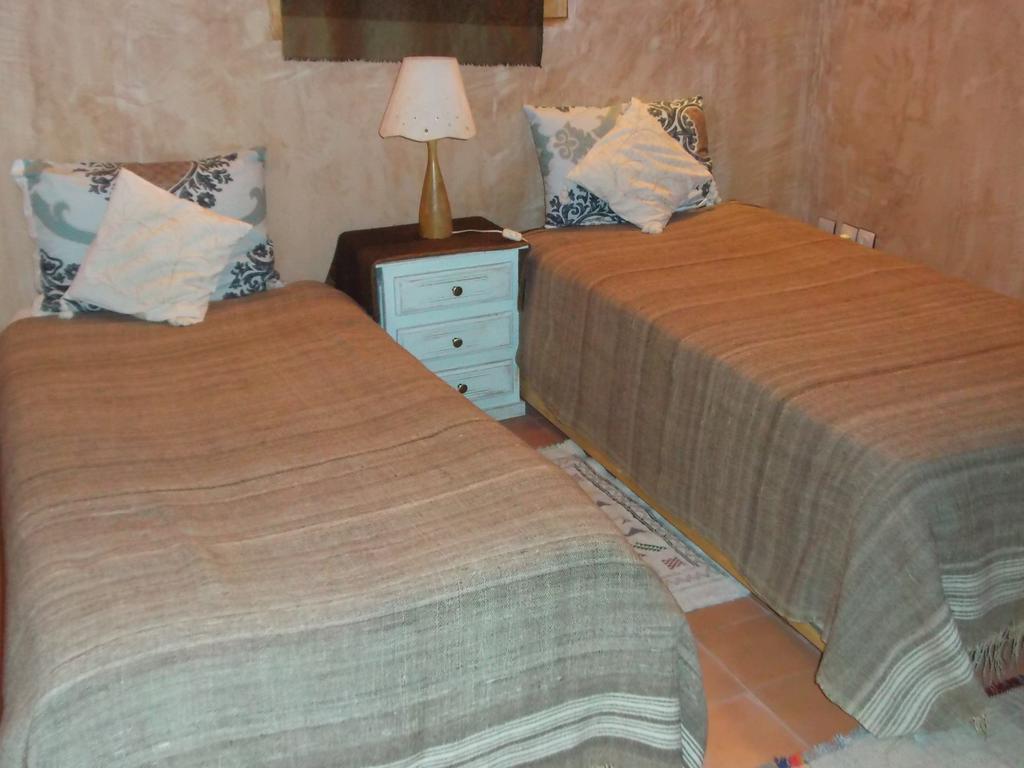 Dar Ouzoud Vegan Hotel Room photo